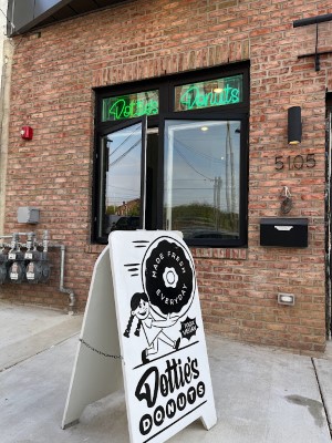 Dottie's Donuts - Rochelle Ave